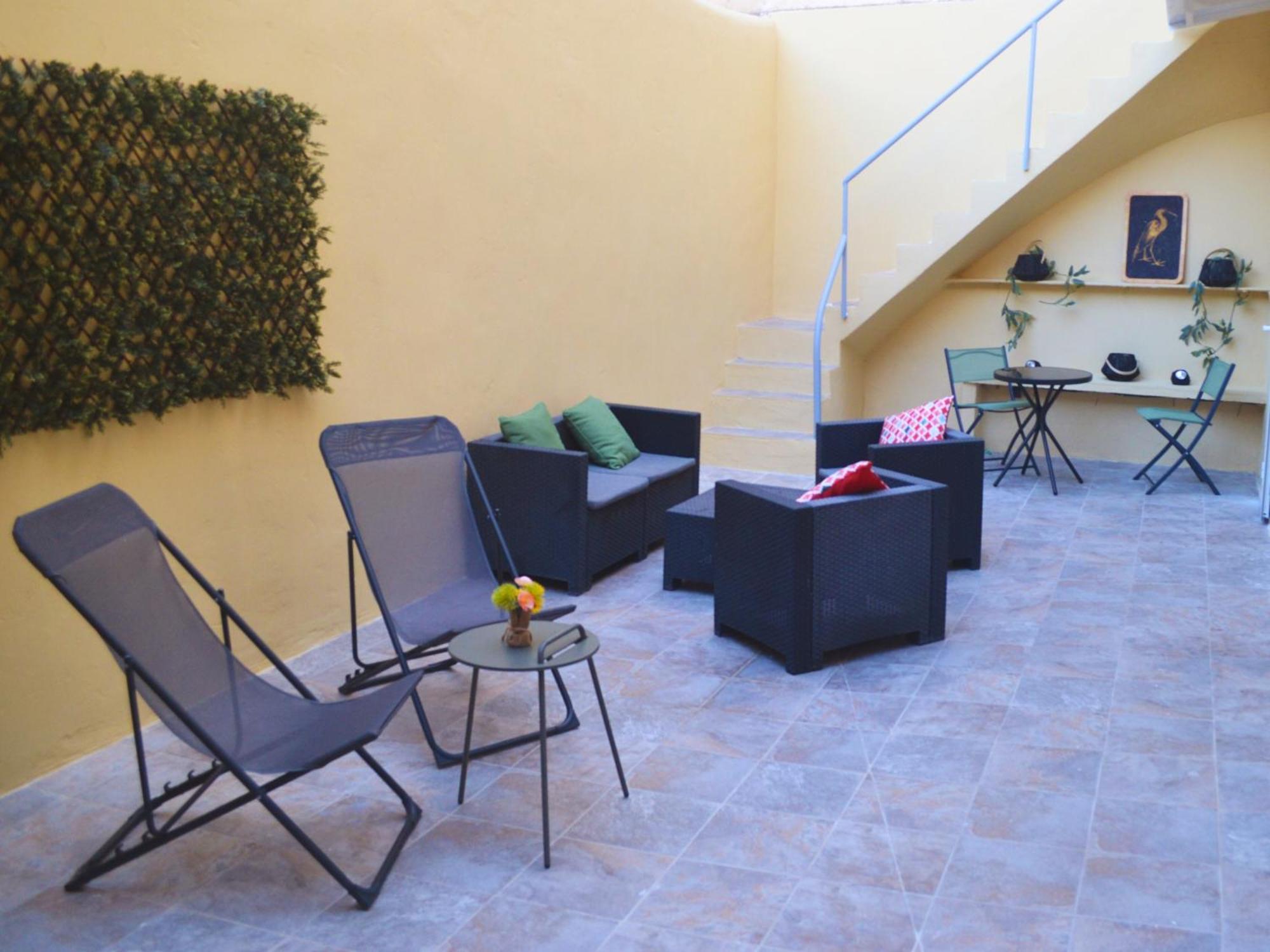Carolinas Suites By Coqueto Alicante Exterior foto