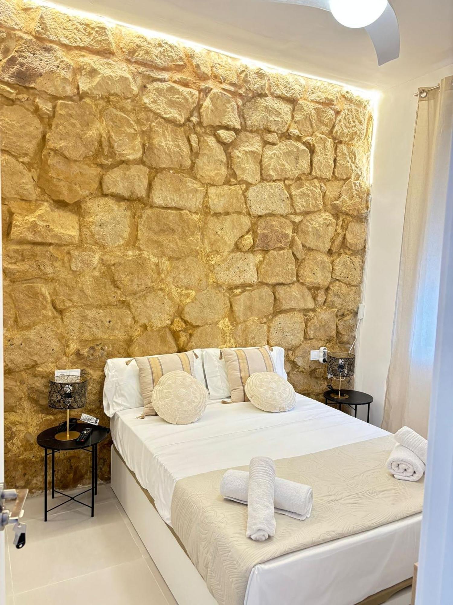 Carolinas Suites By Coqueto Alicante Exterior foto