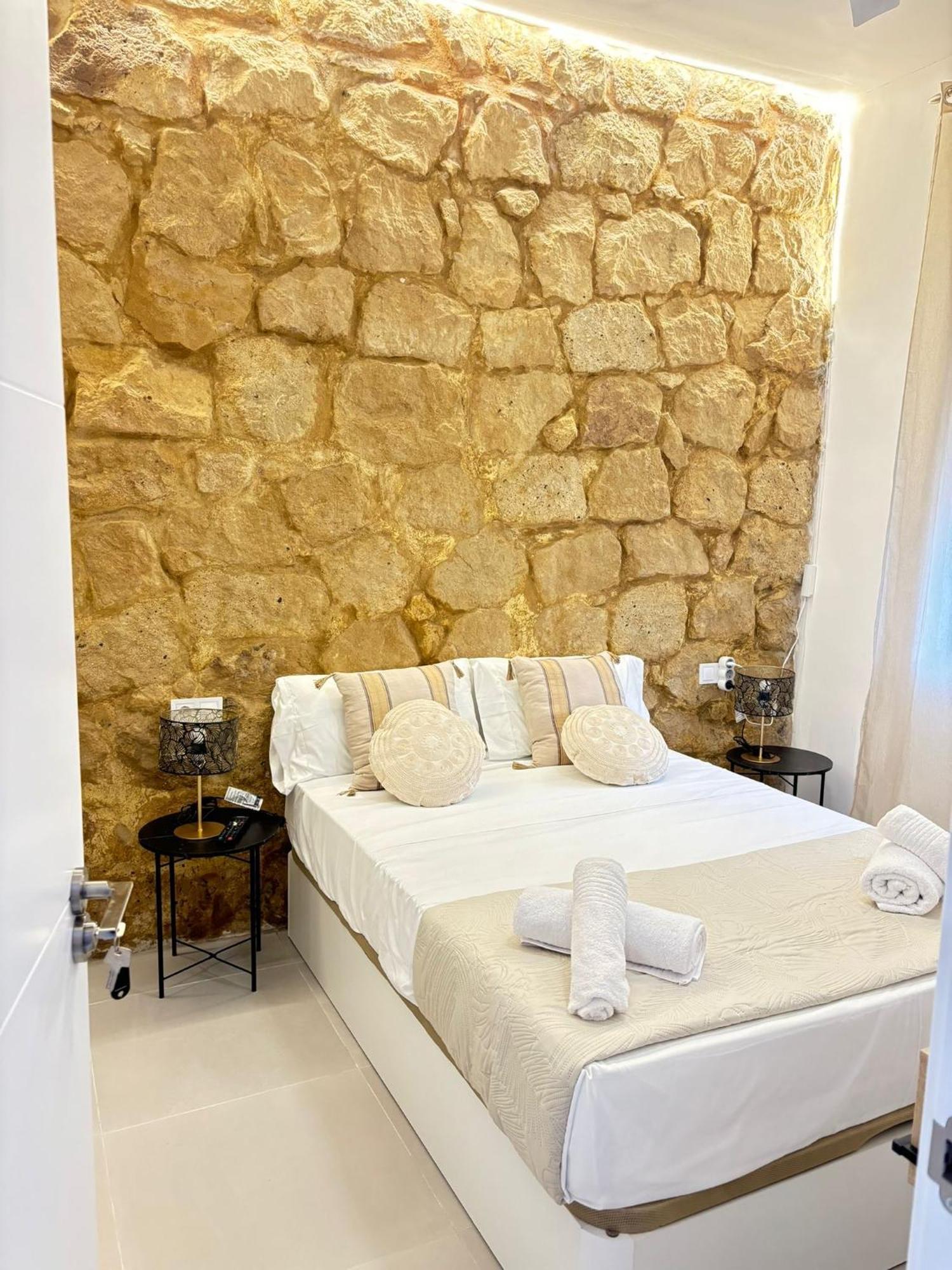 Carolinas Suites By Coqueto Alicante Exterior foto